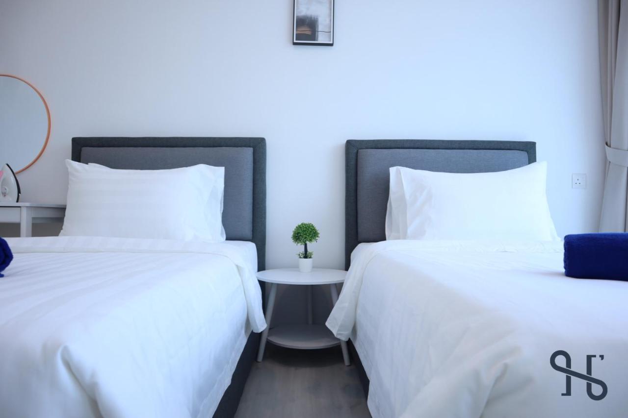 Homesuite' Home At Jesselton Quay Kota Kinabalu Exterior photo